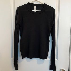 Lululemon 100% merino wool black sweater. Size 6